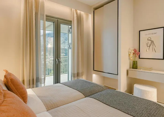 Anax Vila Agia Efimia